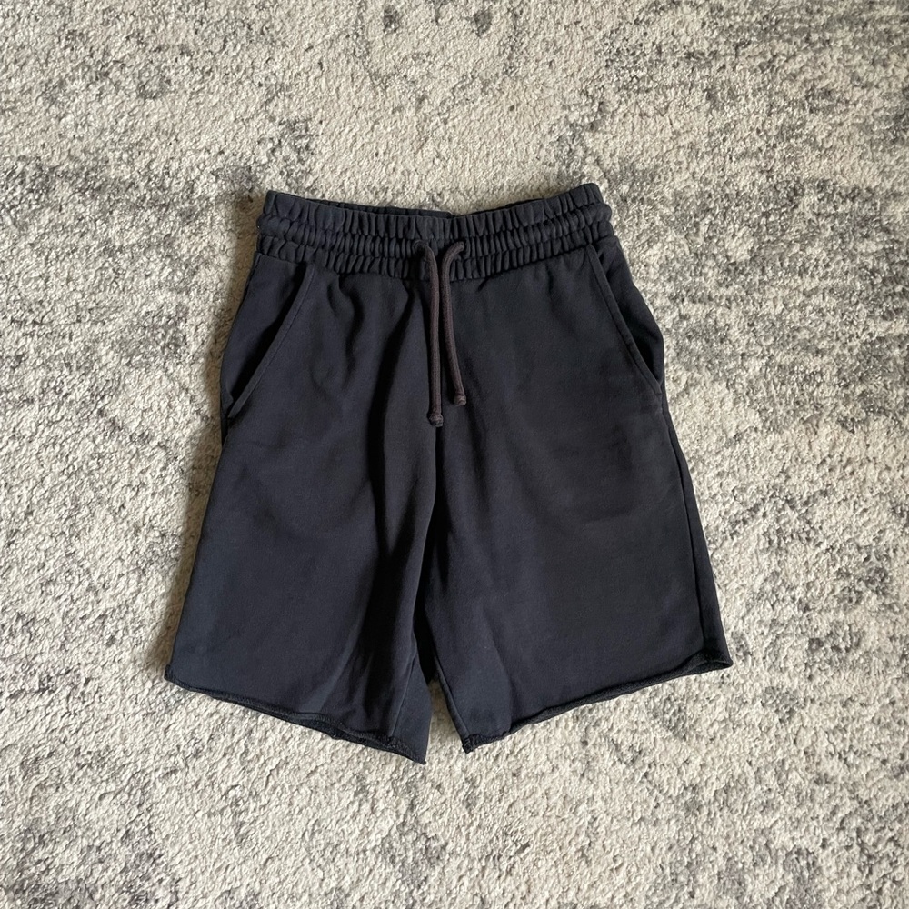 H&M Raw Edge Shorts in black